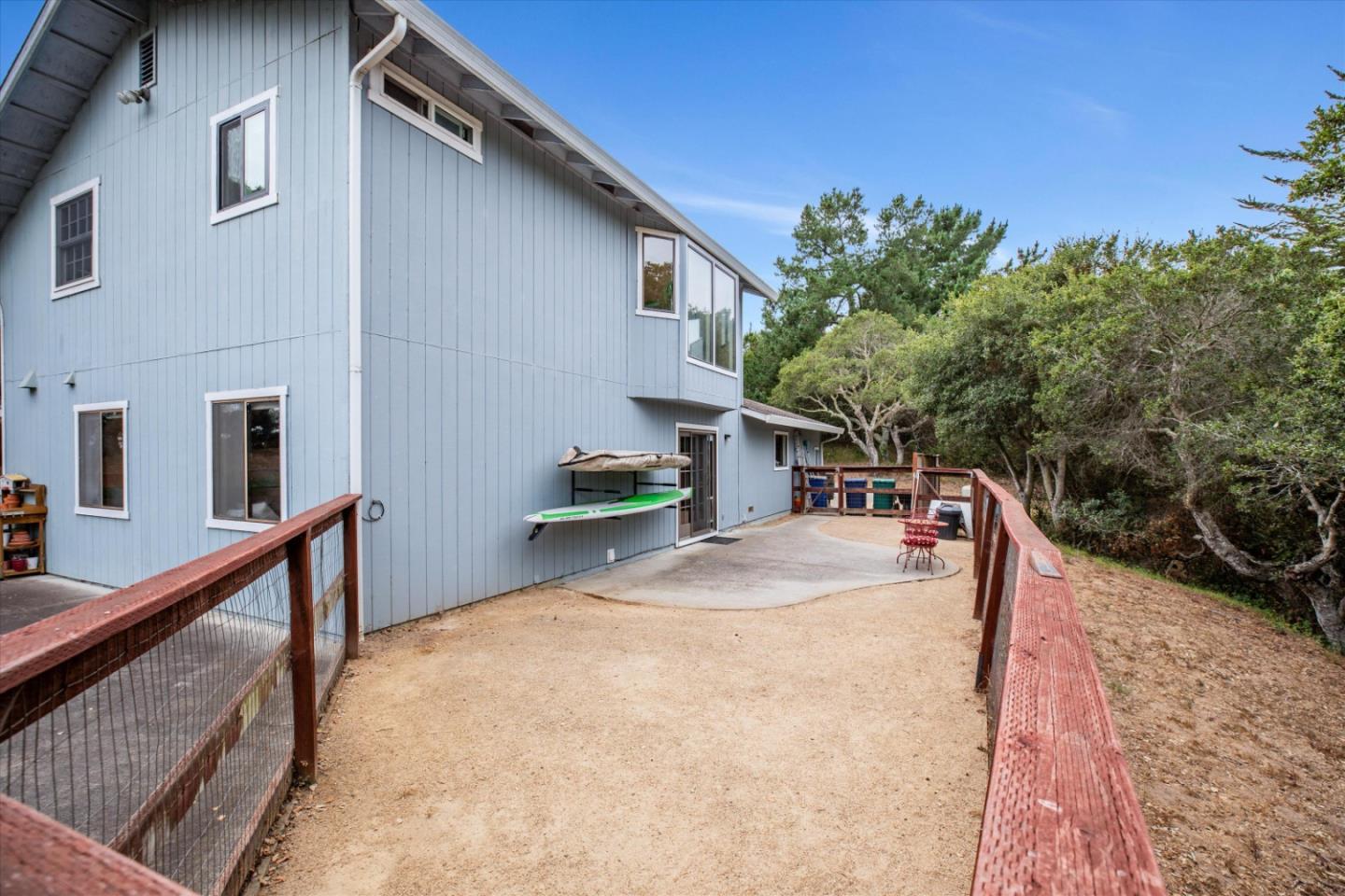 6333 Tustin Road Salinas, CA 93907 - Photo 46 of 88 a view of a house with backyard and sitting area