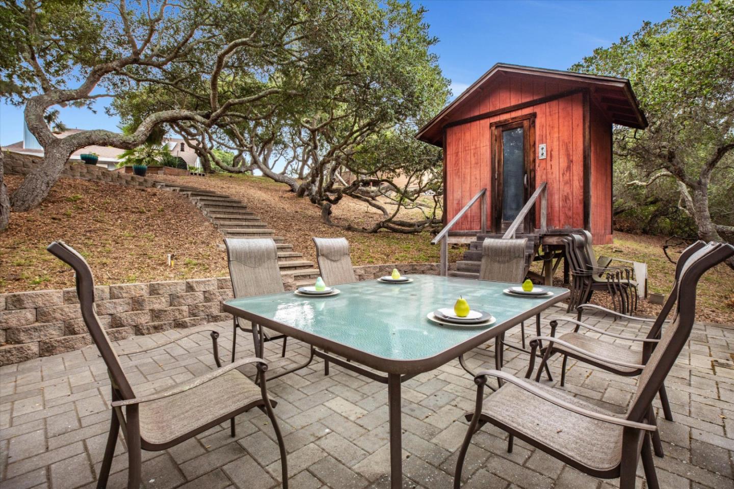 6333 Tustin Road Salinas, CA 93907 - Photo 50 of 88 a view of a chairs and table in a patio