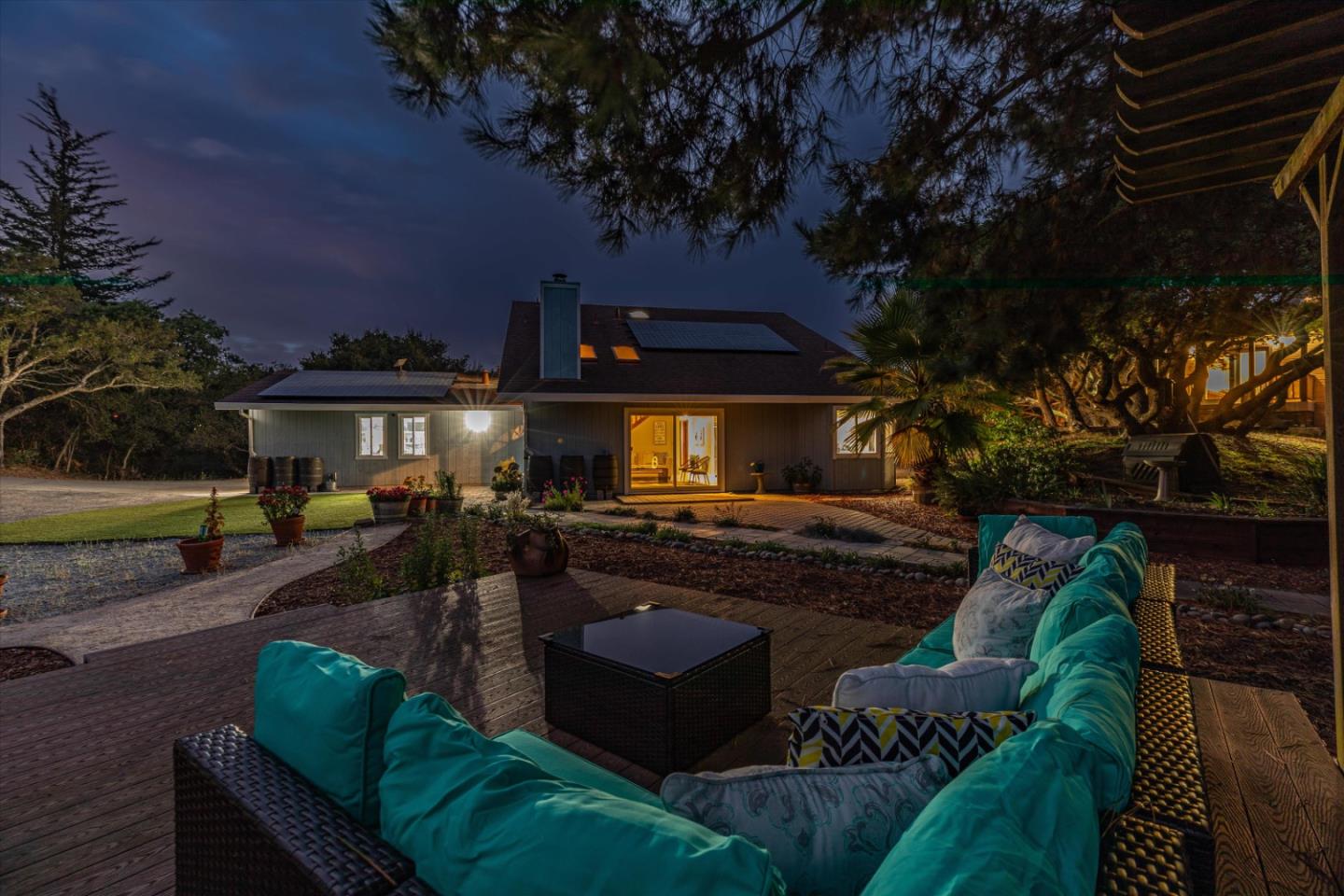 6333 Tustin Road Salinas, CA 93907 - Photo 85 of 88 a view of a couches in the patio next to a yard