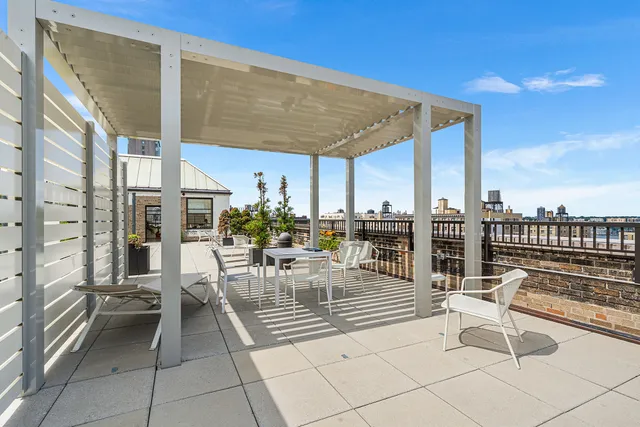 $725,000 | 235 West 102nd Street, Unit 11O | Upper West Side