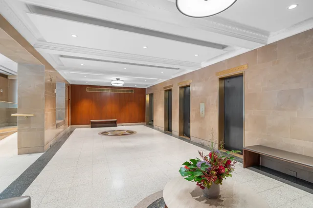 $725,000 | 235 West 102nd Street, Unit 11O | Upper West Side