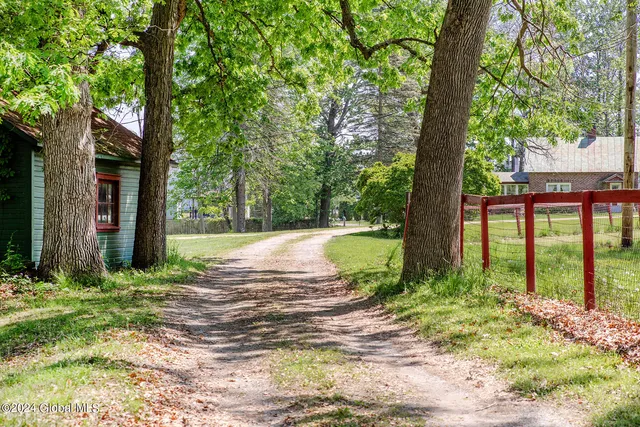 $3,050,000 | 62 Kaydeross Park Road, Saratoga Springs, NY 12866