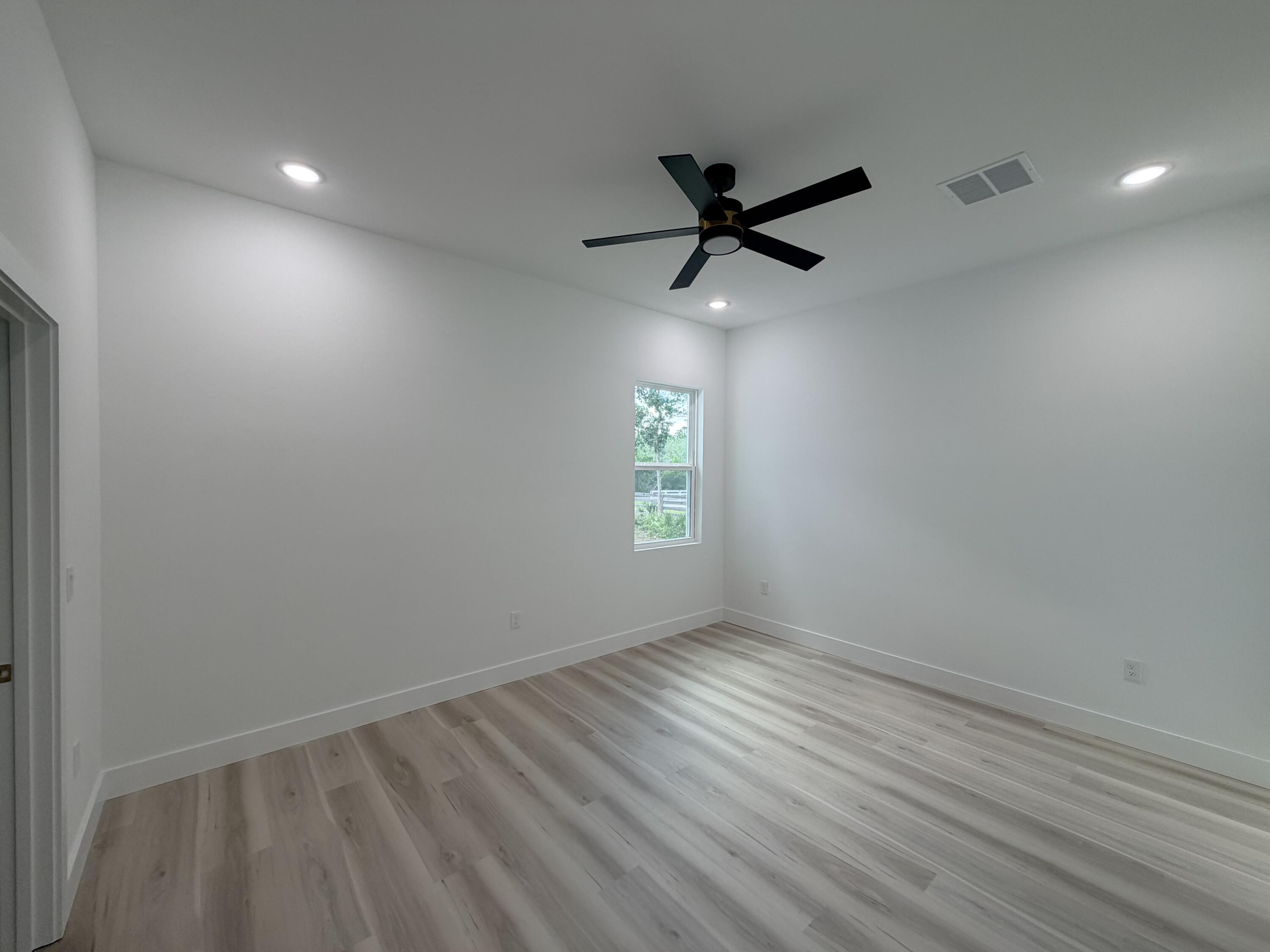 41834 Mango Street Eustis, FL 32736 - Photo 15 of 21 IMG_1115