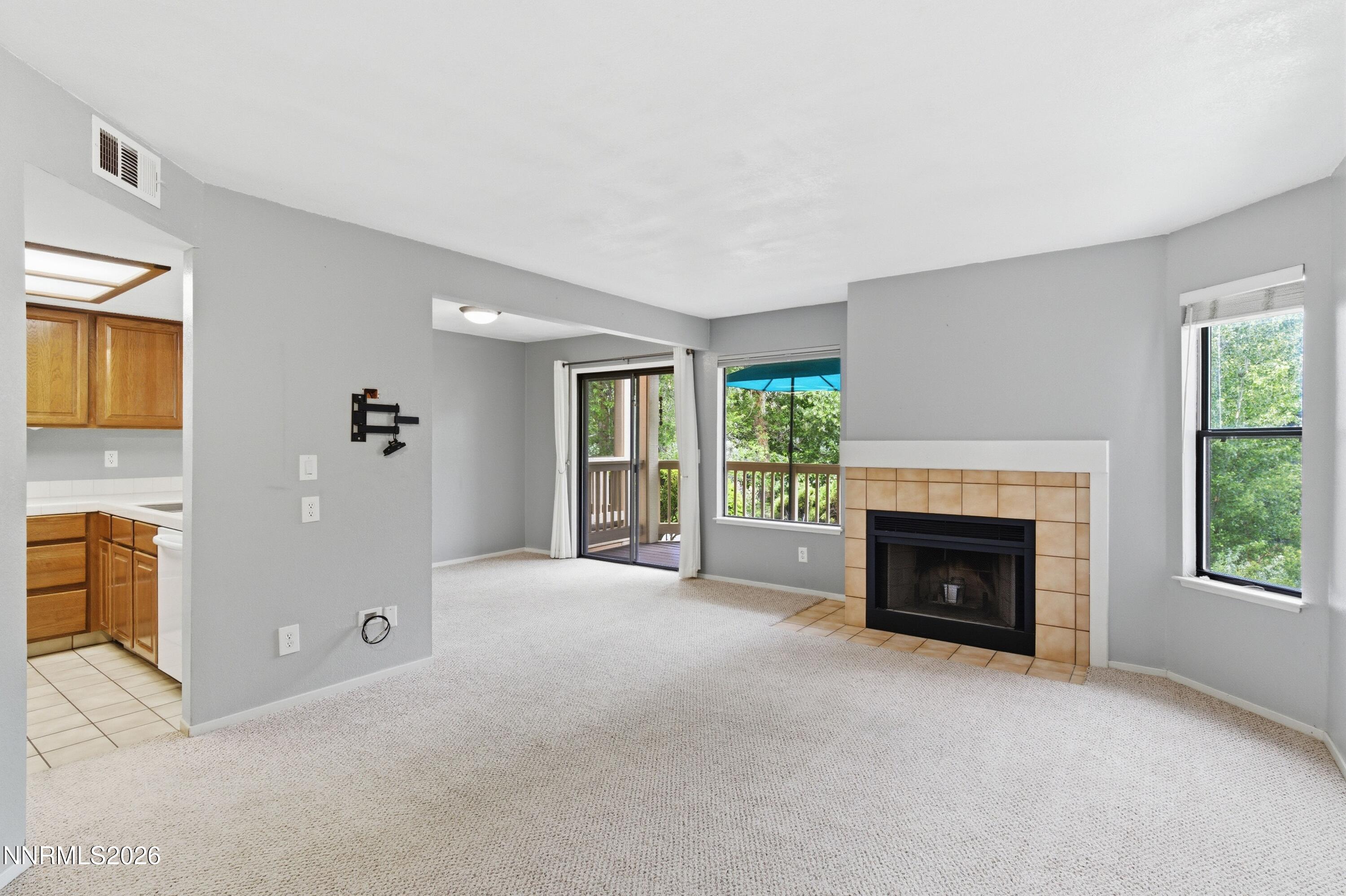 2875 Idlewild Drive, Unit 39 Reno, NV 89509 - Photo 7 of 58 005_dsc02922_506