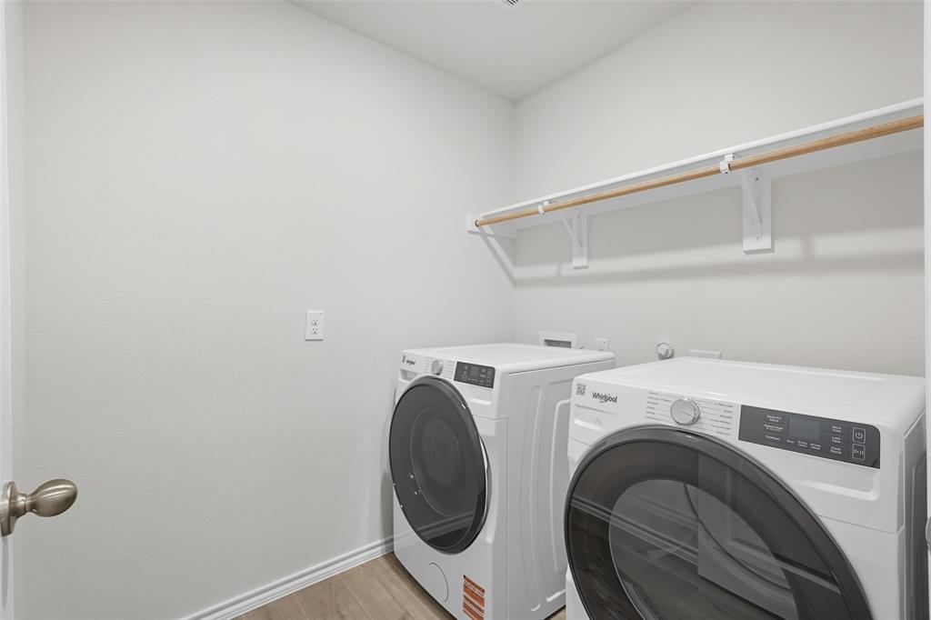 110 Labein Avenue Greenville, TX 75402 - Photo 17 of 20 a utility room with dryer and washer