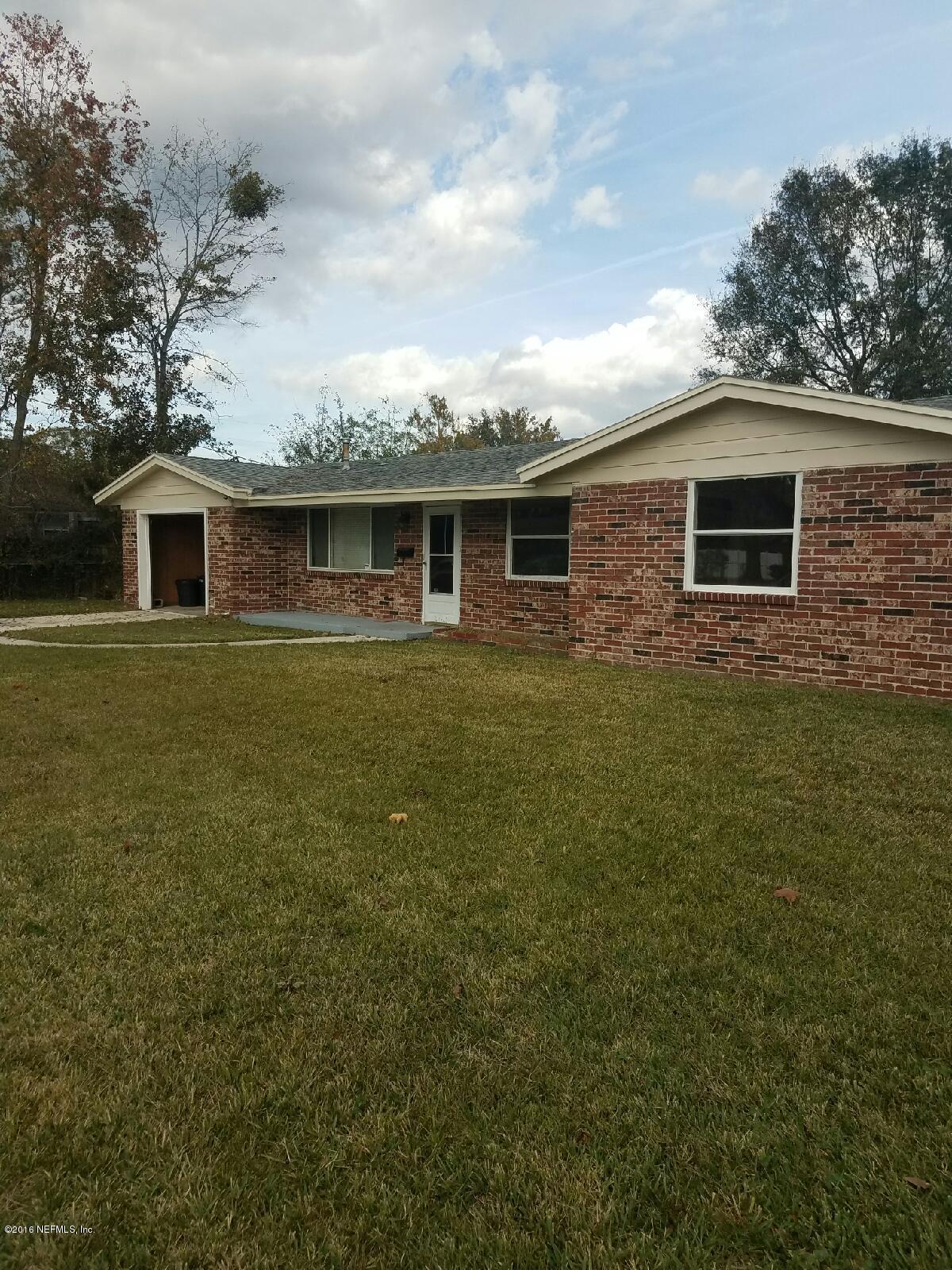 4113 Bender Road Jacksonville, FL 32207 - Photo 3 of 4 5