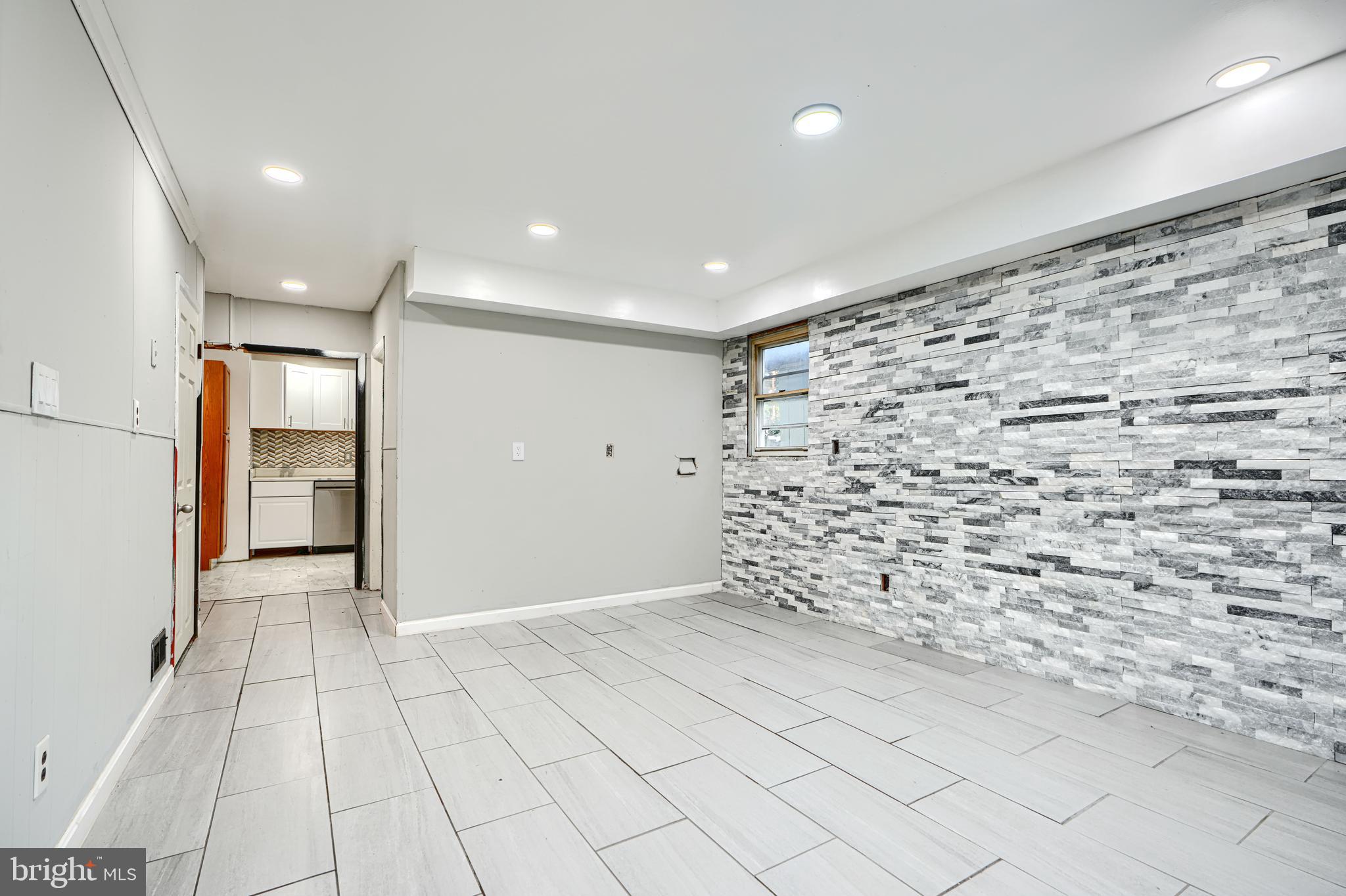 7829 Oakleigh Road Baltimore, MD 21234 - Photo 16 of 44 Family Room