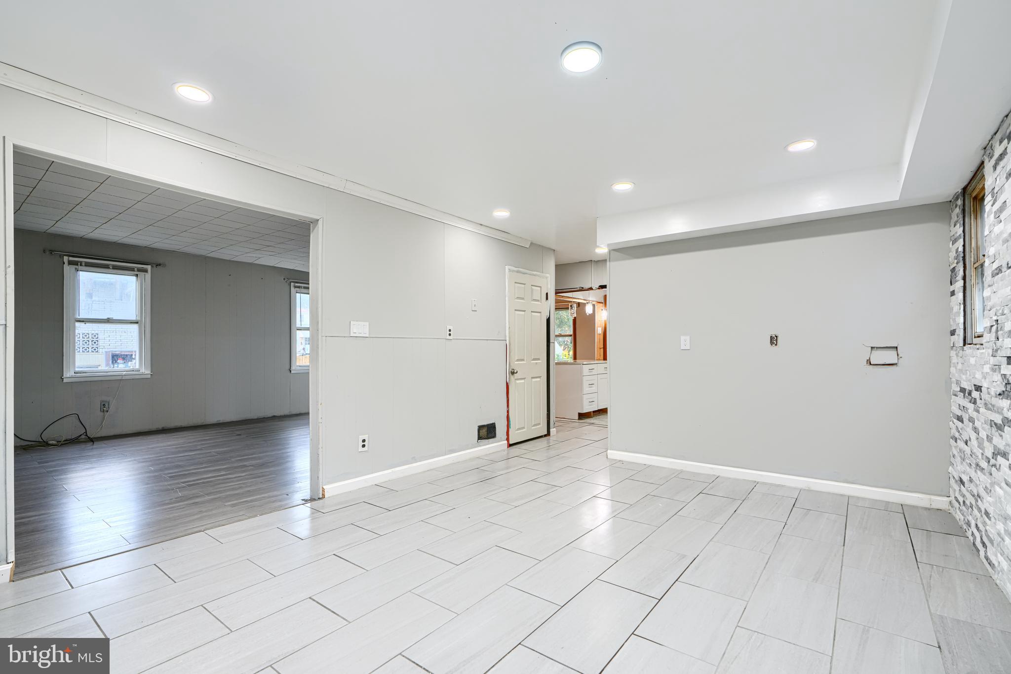 7829 Oakleigh Road Baltimore, MD 21234 - Photo 17 of 44 Family Room