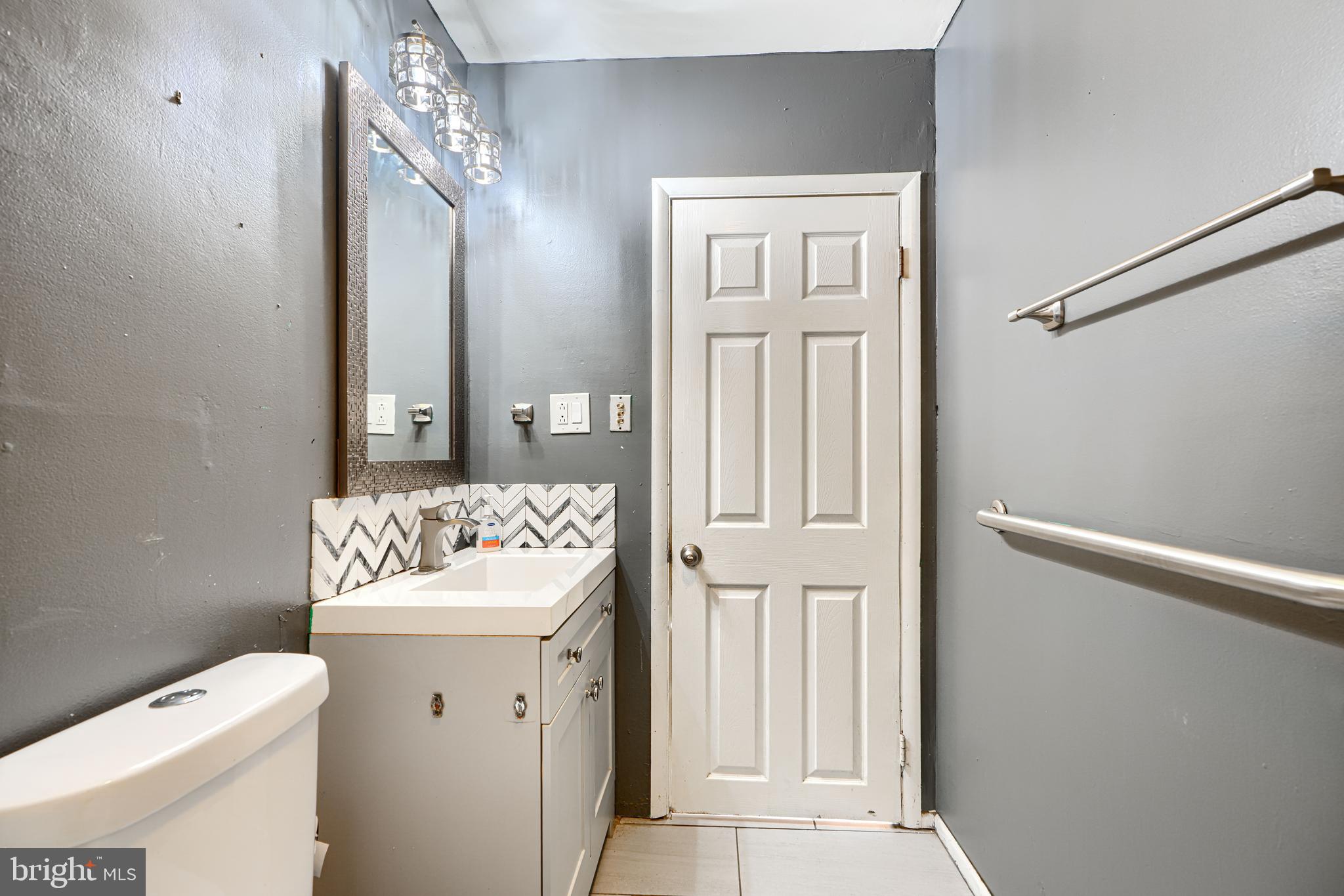 7829 Oakleigh Road Baltimore, MD 21234 - Photo 28 of 44 Full Bath Main Lvl