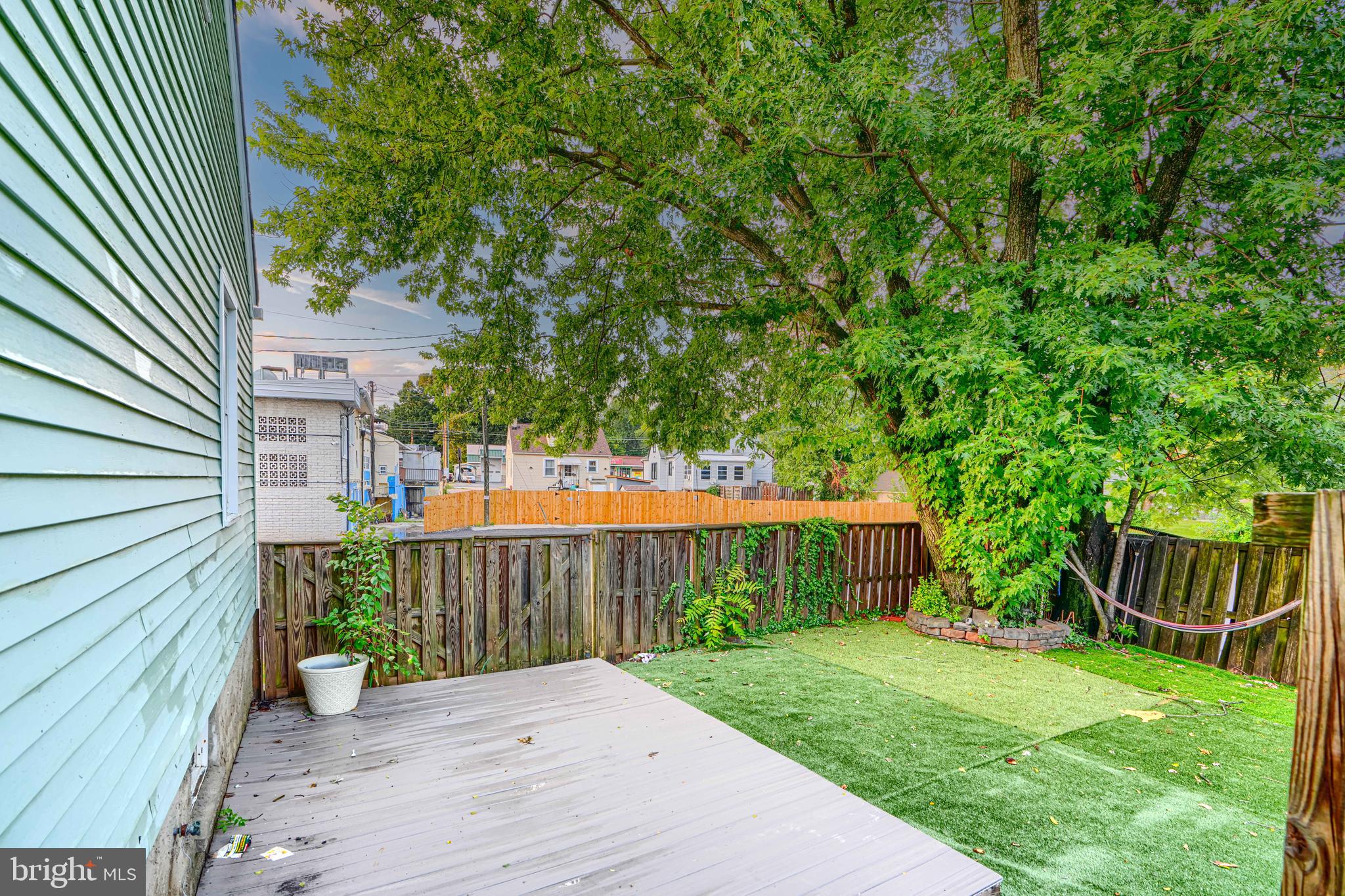 7829 Oakleigh Road Baltimore, MD 21234 - Photo 8 of 44 Patio/Deck