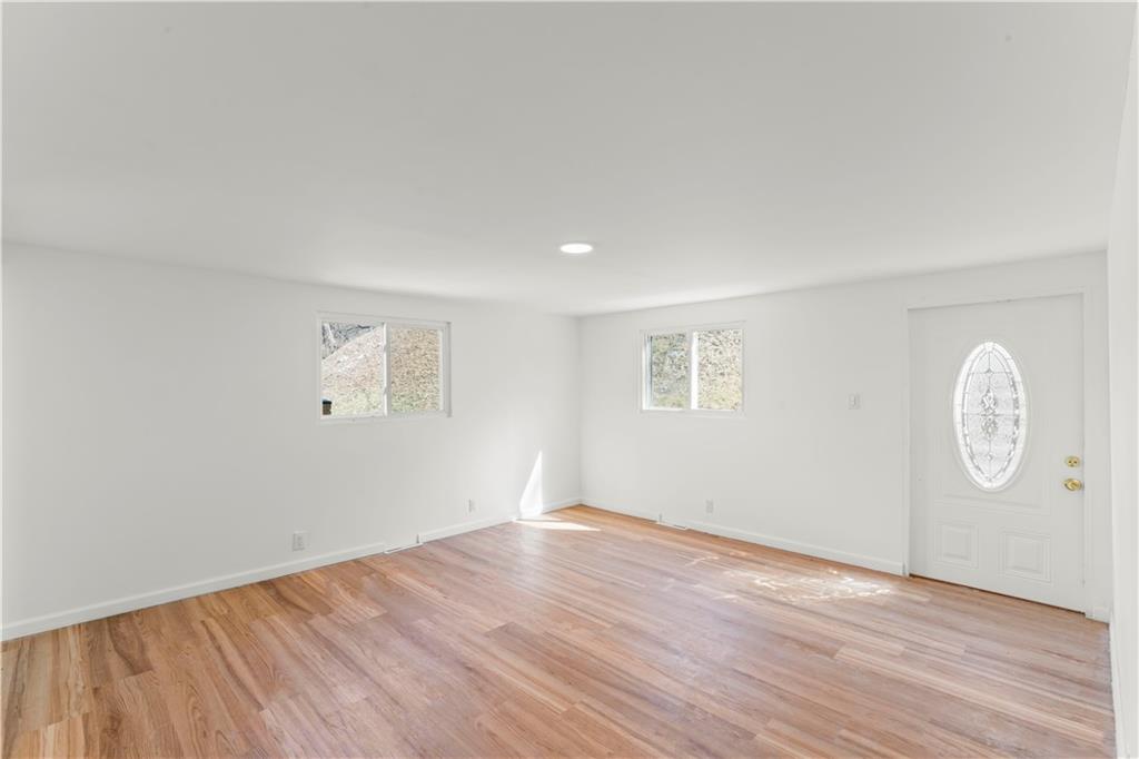 87 Wilson Avenue Cecil, PA 15321 - Photo 11 of 29