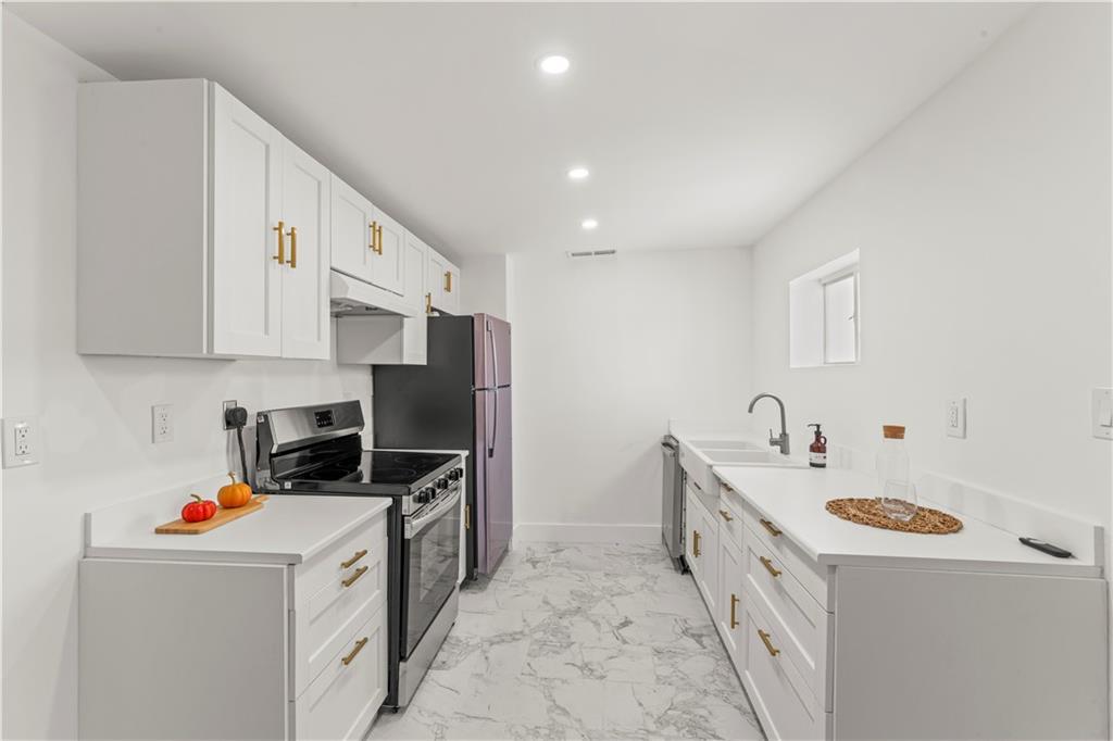 87 Wilson Avenue Cecil, PA 15321 - Photo 22 of 29