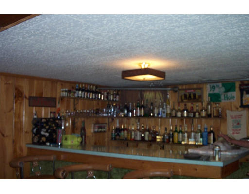 47 Windsor Road Stoneham, MA 02180 - Photo 11 of 13 Gallery Image 11