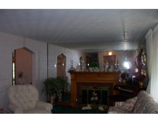 47 Windsor Road Stoneham, MA 02180 - Photo 13 of 13 Gallery Image 13