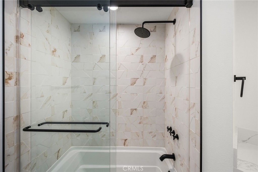 402 Rockefeller, Unit 315 Irvine, CA 92612 - Photo 20 of 47 Gallery Image 20
