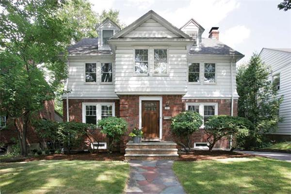 311 Russett Road Brookline, MA 02467 - Photo 1 of 9