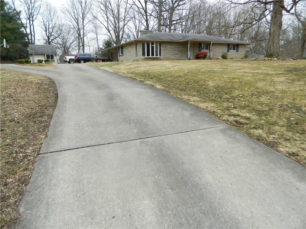 1332 North Nursery Road Anderson, IN 46012 - Photo 1 of 14 Gallery Image 1