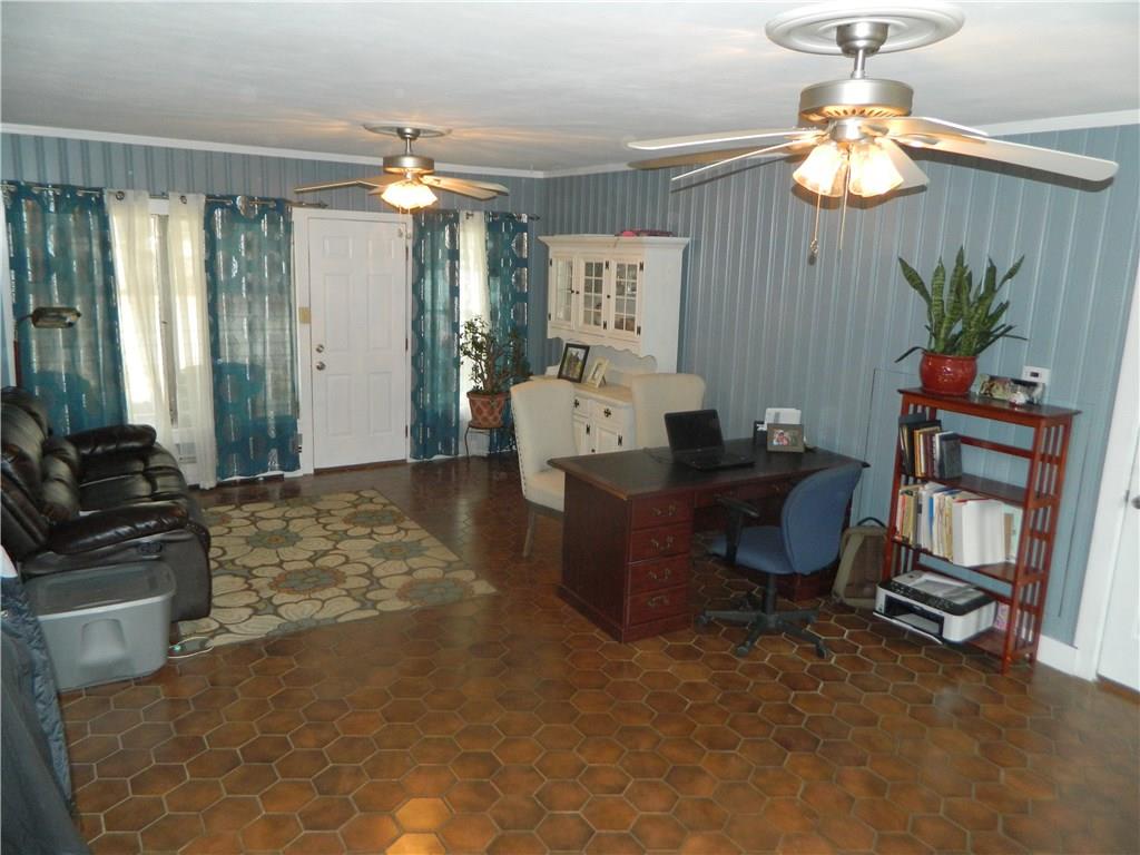 1332 North Nursery Road Anderson, IN 46012 - Photo 9 of 14 Gallery Image 9