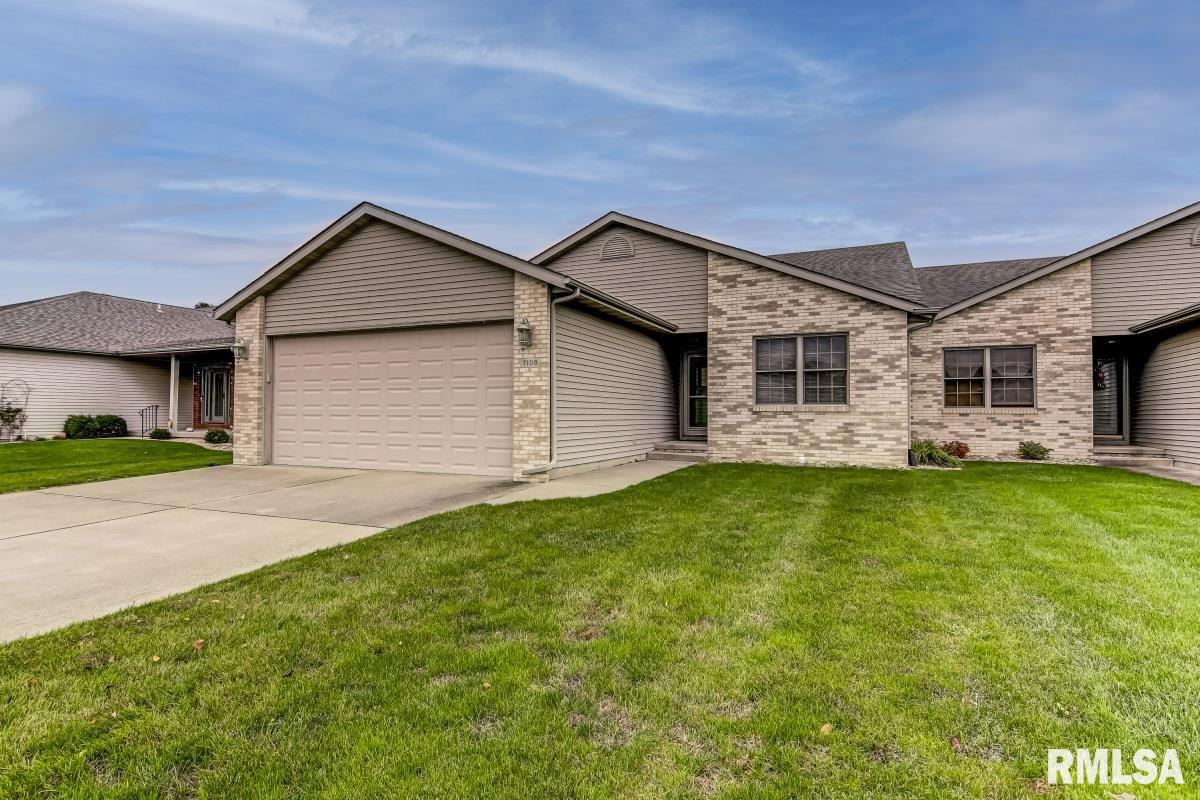 7108 Preston Drive Springfield, IL 62711 - Photo 3 of 37