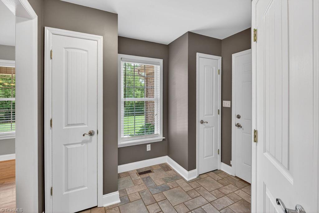383 Simmons Road Pilot Mountain, NC 27041 - Photo 15 of 49