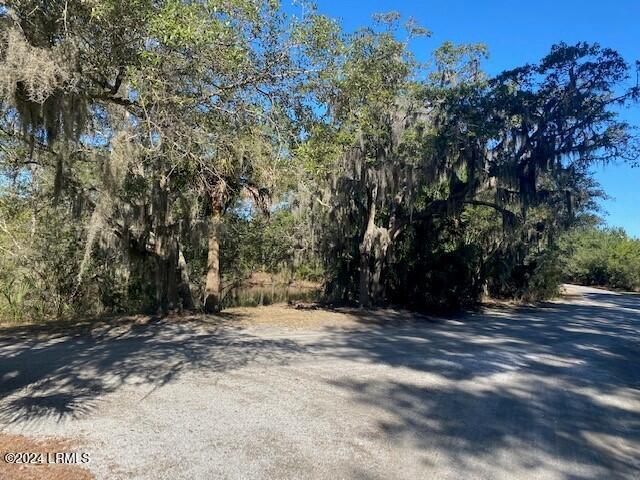 18 Net Weavers Place St. Helena Island, SC 29920 - Photo 3 of 13 Net Weavers 3