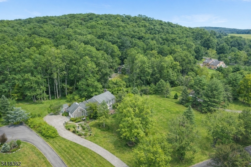 6 Fawn Ridge Road Lebanon, NJ 08833 - Photo 5 of 50