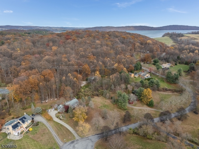 6 Fawn Ridge Road Lebanon, NJ 08833 - Photo 7 of 50