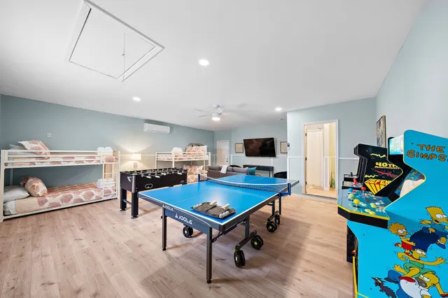 $419,000 | 515 Clear Lake Road, Kemah, TX 77565