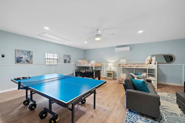 $419,000 | 515 Clear Lake Road, Kemah, TX 77565