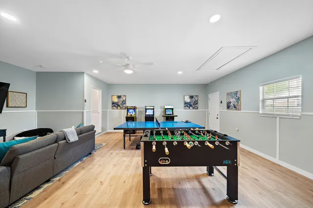 $419,000 | 515 Clear Lake Road, Kemah, TX 77565