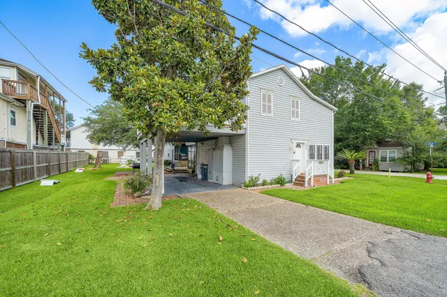 $419,000 | 515 Clear Lake Road, Kemah, TX 77565