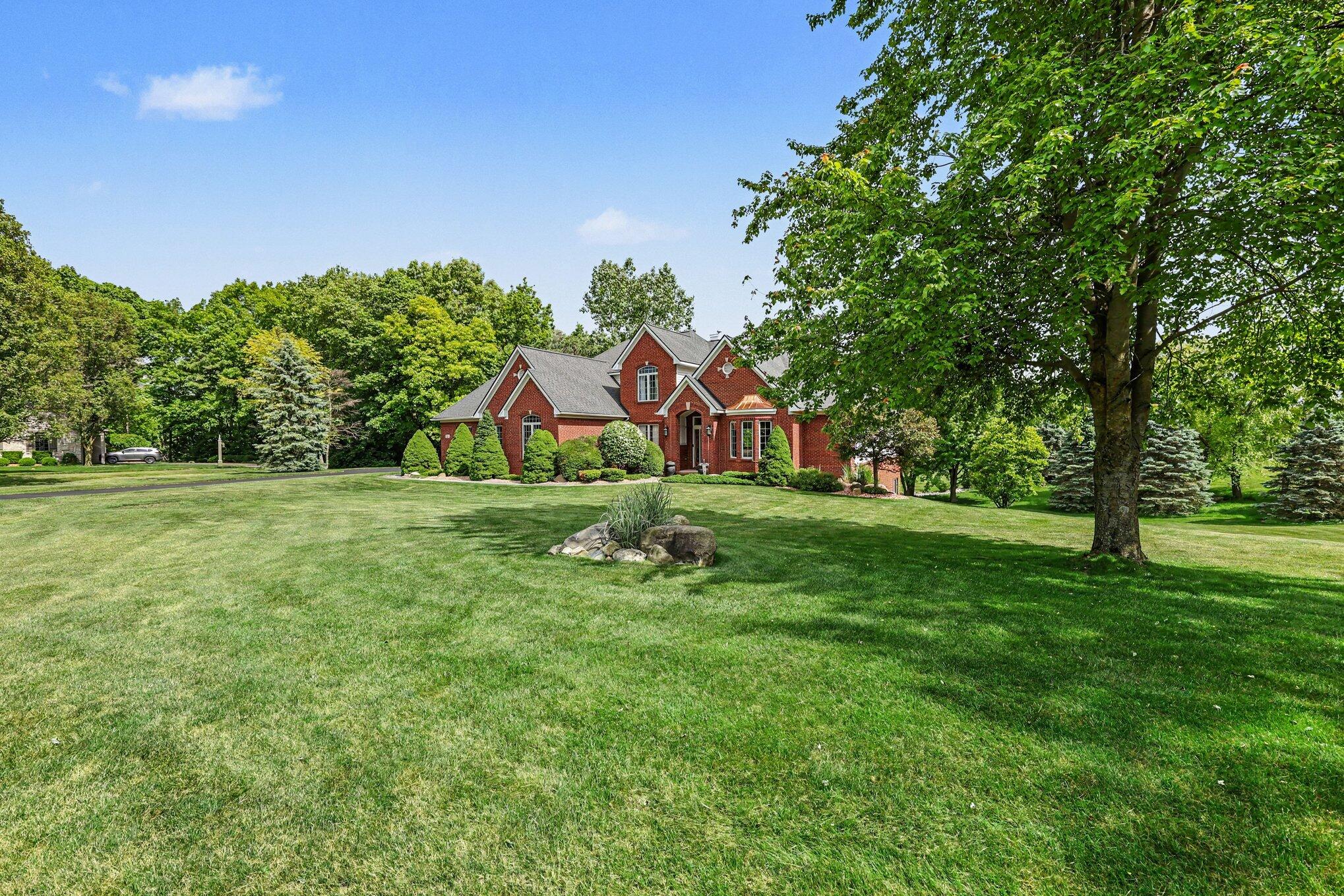 85 Timber Ridge Court Milan, MI 48160 - Photo 2 of 69 002_file_4084