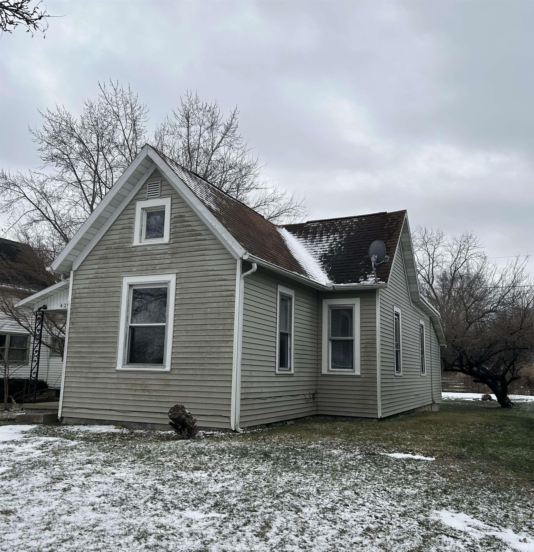 429 Adams Avenue Peru, IN 46970 - Photo 12 of 13