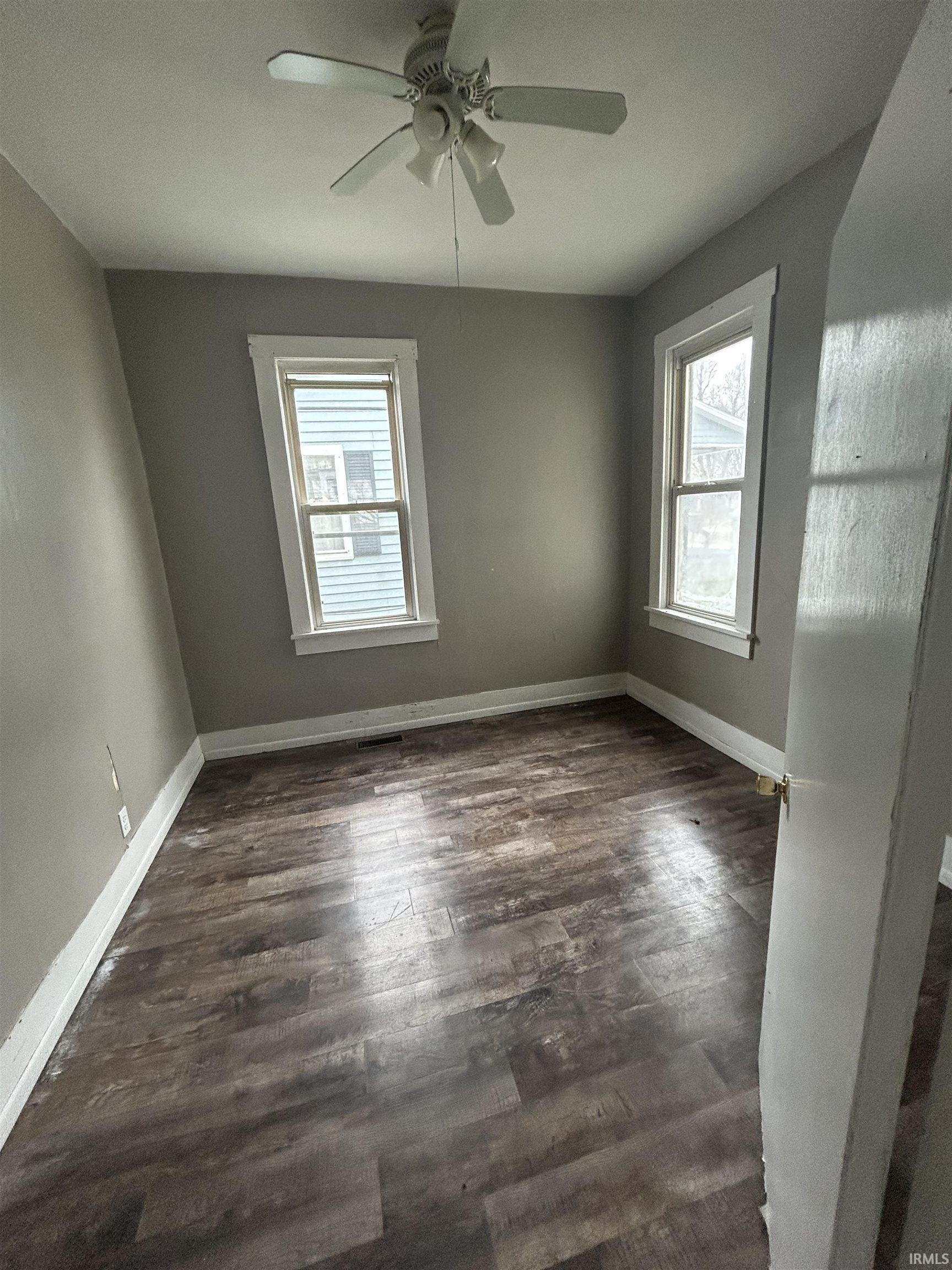 429 Adams Avenue Peru, IN 46970 - Photo 2 of 13