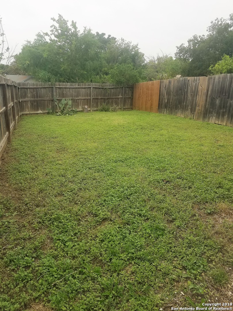 11211 Terra Loop Road San Antonio, TX 78233 - Photo 11 of 12