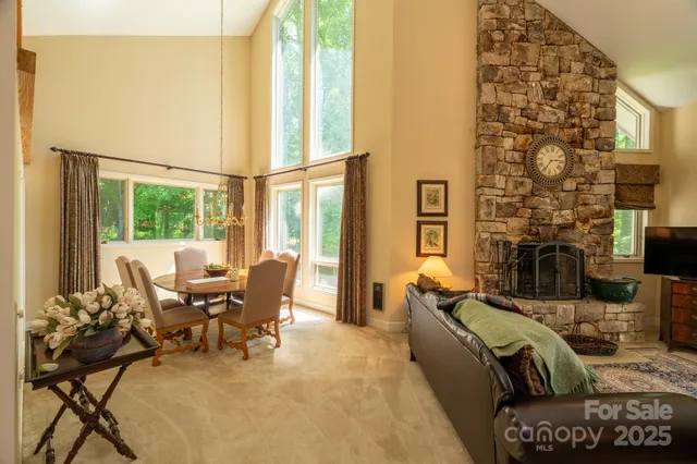 $579,900 | 207 Grouse Moor Drive, Linville, NC 28646