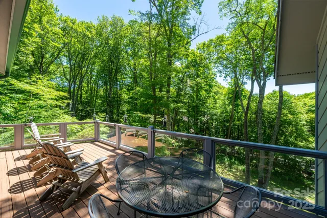 $579,900 | 207 Grouse Moor Drive, Linville, NC 28646