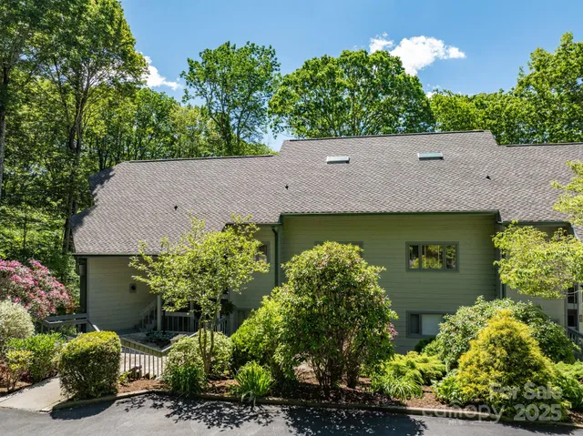 $579,900 | 207 Grouse Moor Drive, Linville, NC 28646