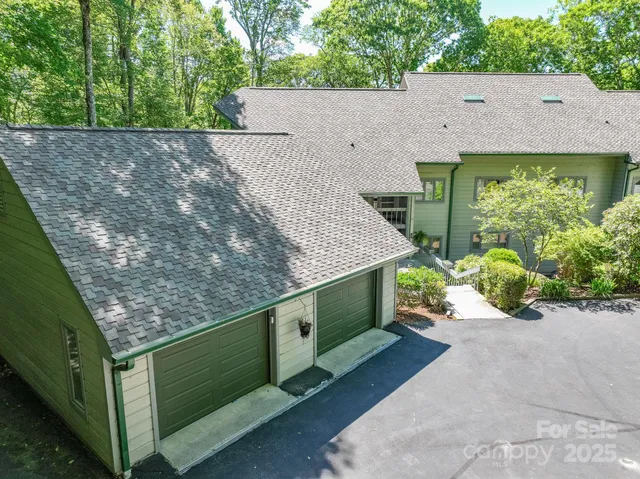 $579,900 | 207 Grouse Moor Drive, Linville, NC 28646