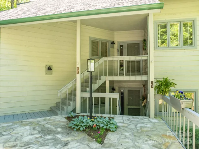 $579,900 | 207 Grouse Moor Drive, Linville, NC 28646