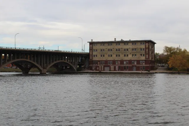 $1,675,000 | 222 North Water Street, Rockford, IL 61107