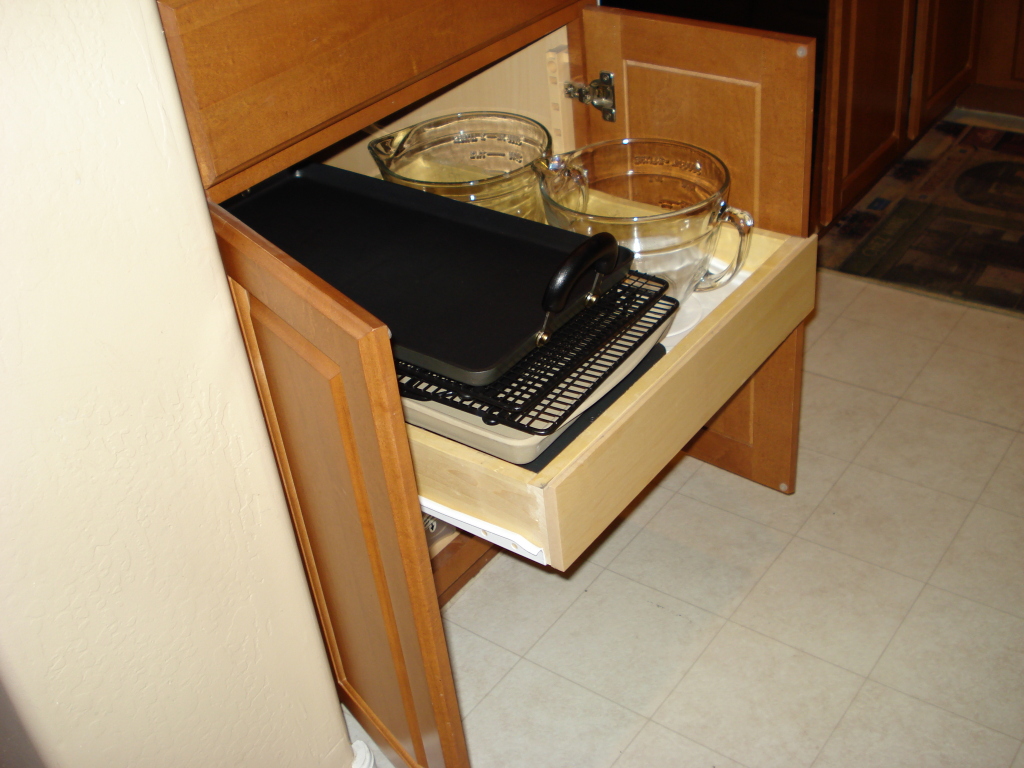 6905 South 9th Avenue Phoenix, AZ 85041 - Photo 14 of 36 Kitchen/Pull Out Shelves