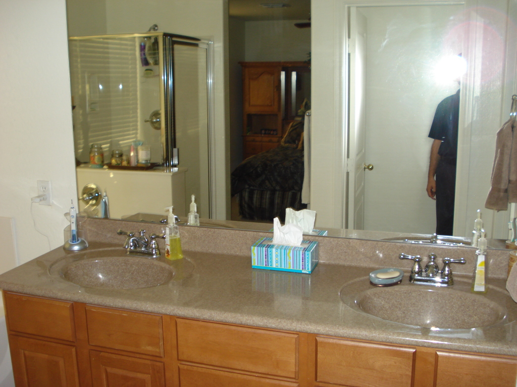 6905 South 9th Avenue Phoenix, AZ 85041 - Photo 17 of 36 Master Bath