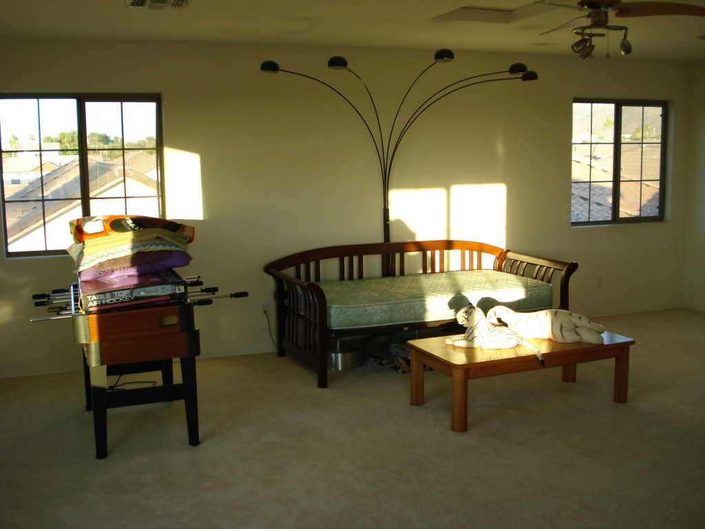 6905 South 9th Avenue Phoenix, AZ 85041 - Photo 28 of 36 3rd Level/Great Room