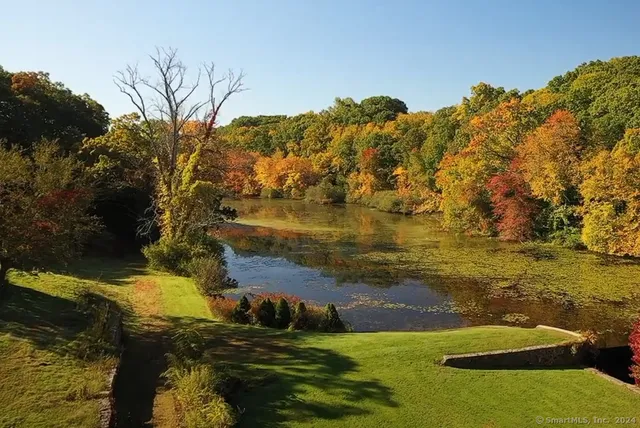 a view of an ocean from a building