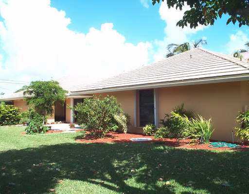725 Northeast 4th Street Boca Raton, FL 33432 - Photo 1 of 1 Primary Photo