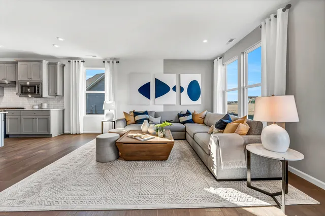 $402,804 | 3338 Fulshear Circle, Aurora, IL 60503