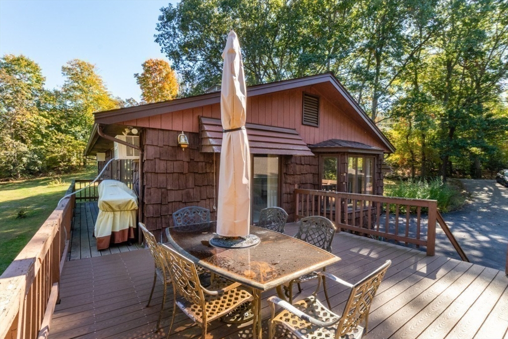 88 Brush Hill Road Sherborn, MA 01770 - Photo 10 of 39 Gallery Image 10