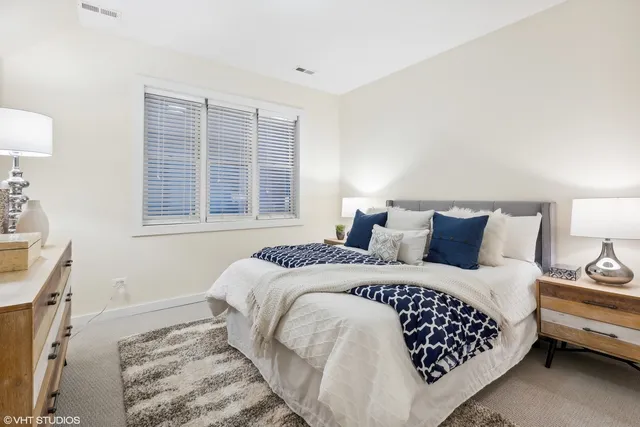 $395,000 | 685 North Peoria Street, Unit 1N, Chicago, IL 60642