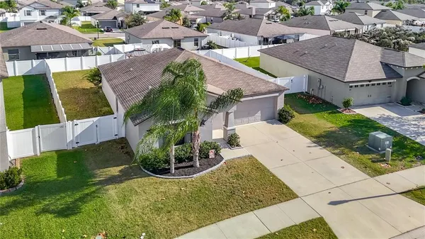 $2,450 | 3160 Kresterbrooke Lane, Zephyrhills, FL 33540
